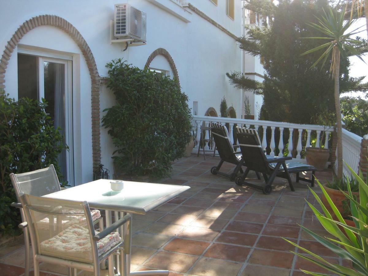 1 Ch Costa Del Sol Sitio De Calahonda Dans Maison D'hote Entree Independante Apartment *